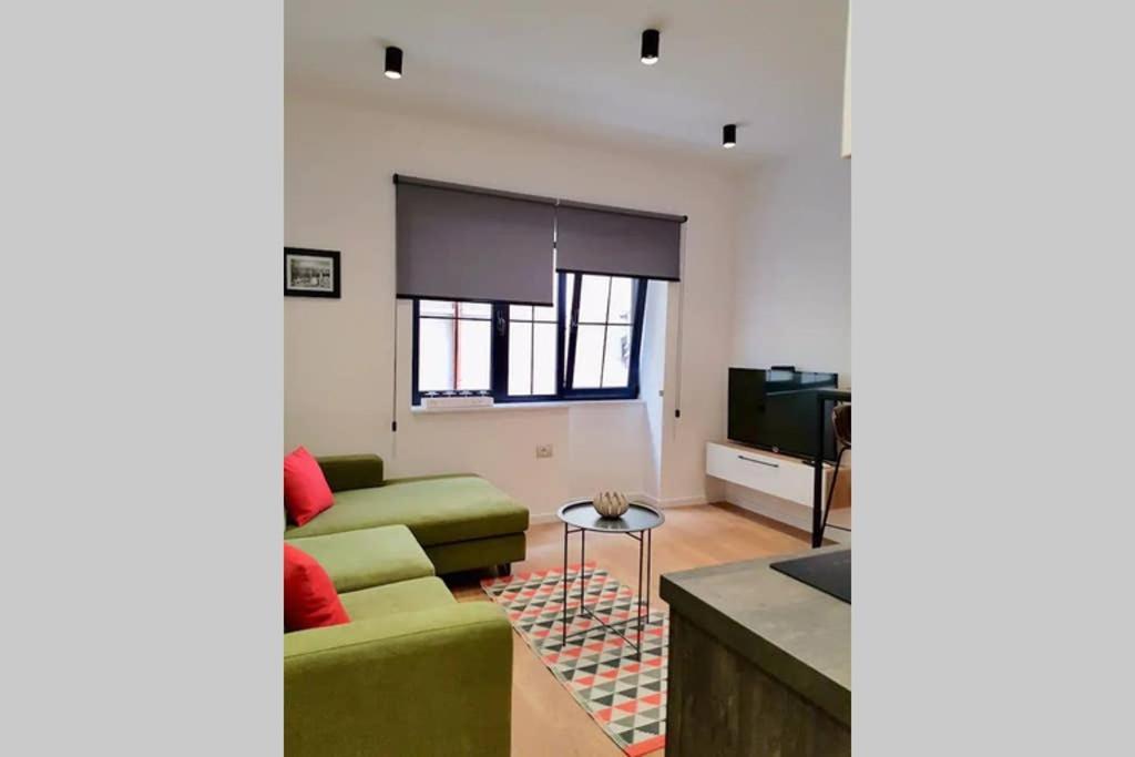Lina -Tia Lovely New Bazaar Apartment Tirana Zewnętrze zdjęcie
